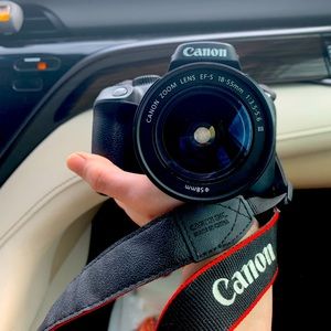 Canon Rebel T100 MAKE AN OFFER